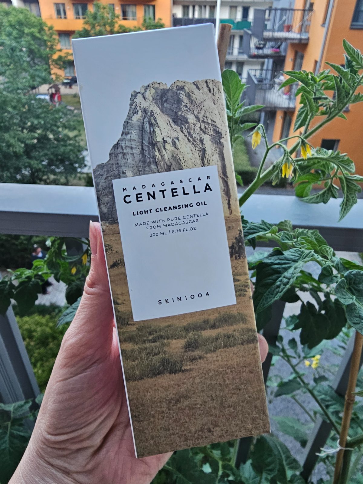 Centella Light Cleansing Oil 1