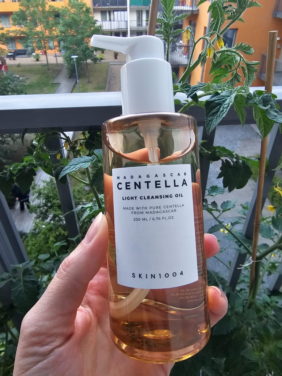 Centella Light Cleansing Oil 2
